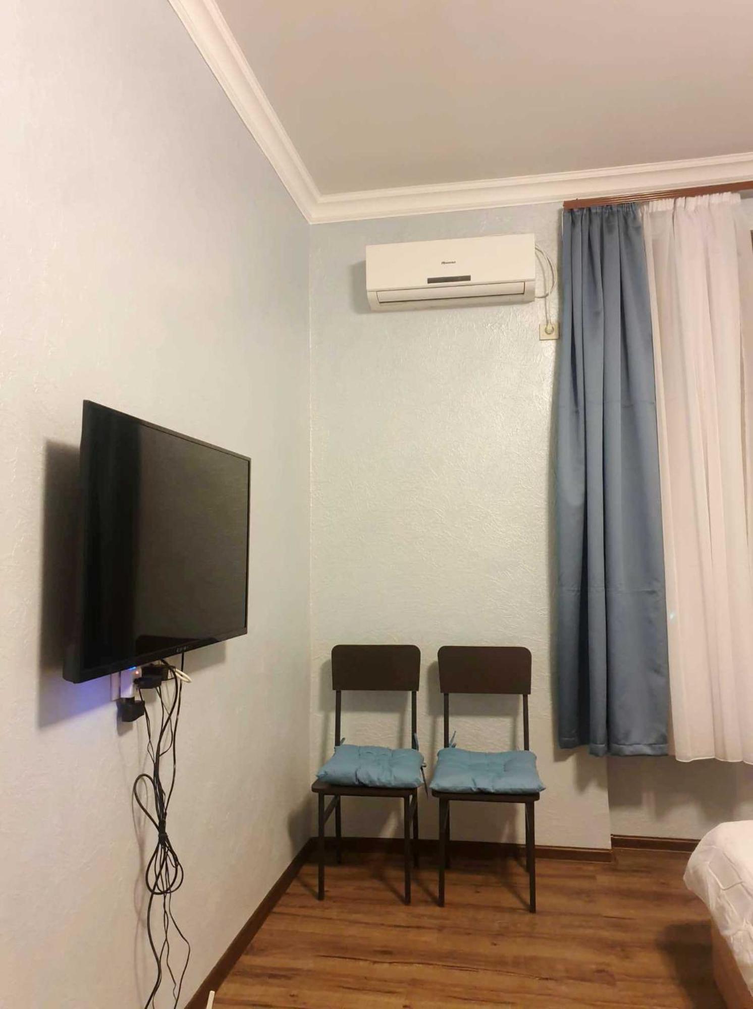 Apartment Near Sasundci Davit Metro Station Ereván Exterior foto