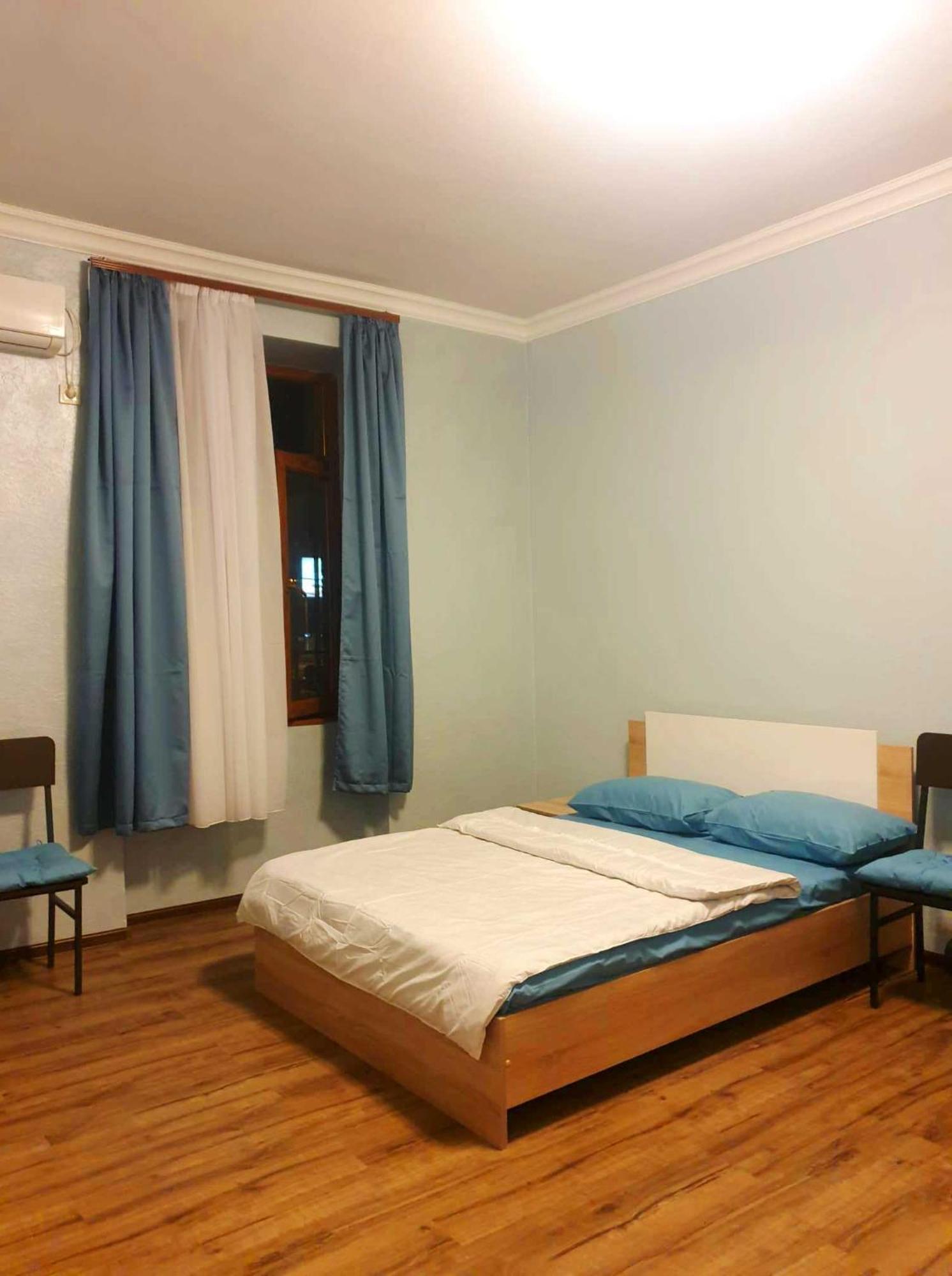 Apartment Near Sasundci Davit Metro Station Ereván Exterior foto