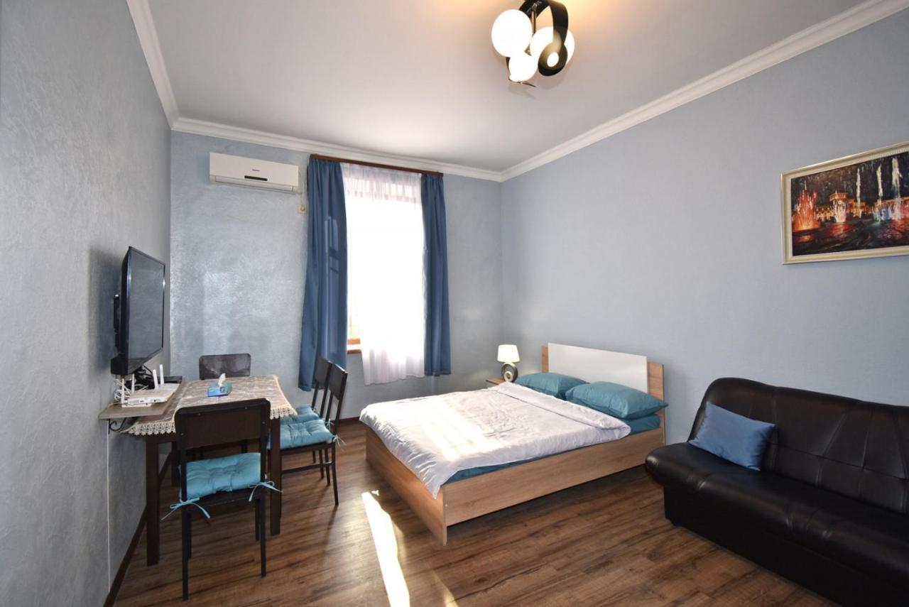 Apartment Near Sasundci Davit Metro Station Ereván Exterior foto