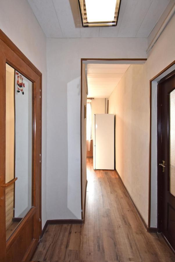 Apartment Near Sasundci Davit Metro Station Ereván Exterior foto